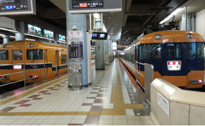 【伊勢・志摩旅行記★その2】近鉄特急『ビスタEX』と、『しまかぜ』のある光景