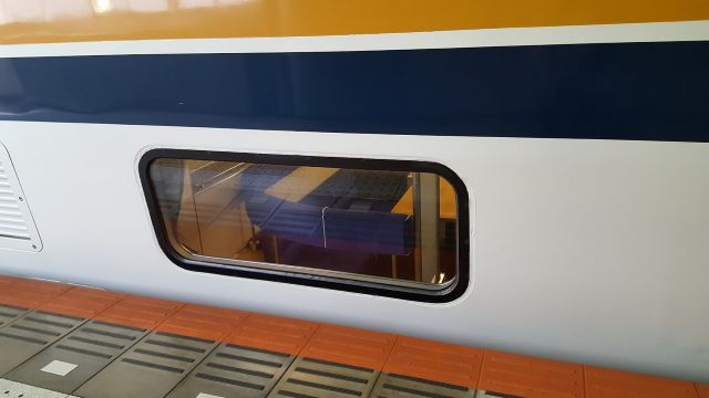 ビスタカー２階建て車両・１階部分