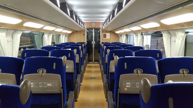 ビスタカー２階席・後ろから