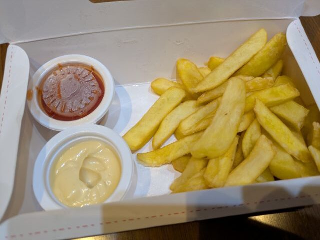 びっくりドンキーのびっくりフライドポテトの量が減っててびっくり（笑）