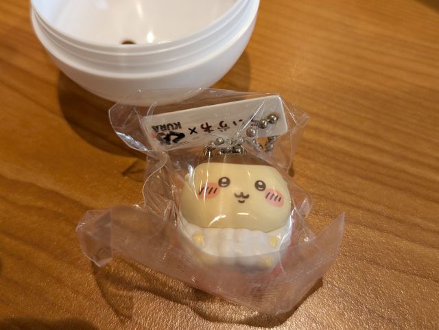 ちいかわグッズ欲しさにくら寿司に行ってまいりました♪